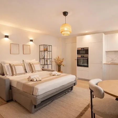 Stunning Near Arc De Triomphe Apartman